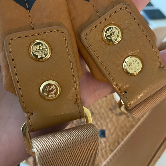 MCM Stark Small Side-Stud Backpack - Picture 6 of 17